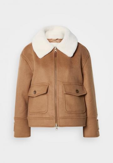 Зимняя куртка