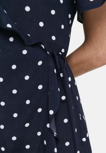 Короткое платье