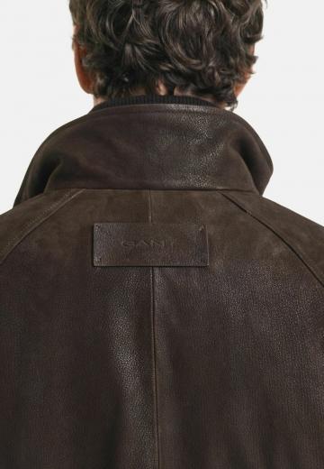 Короткое пальто