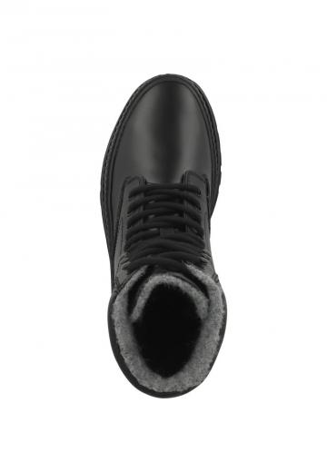 Зимние ботинки