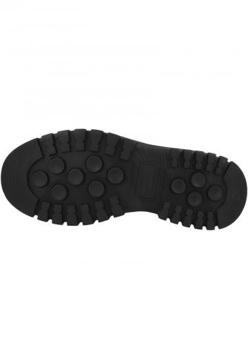 Зимние ботинки