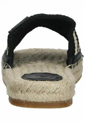 Гандбольные кроссовки