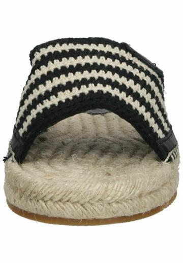 Гандбольные кроссовки