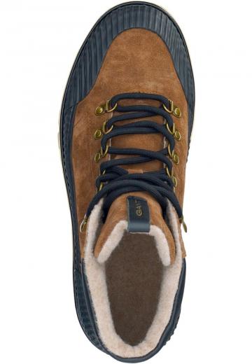 Ботинки на шнуровке