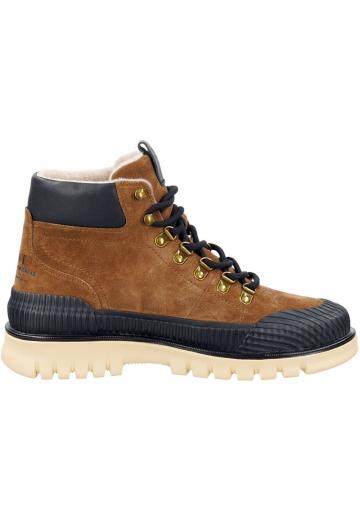 Ботинки на шнуровке