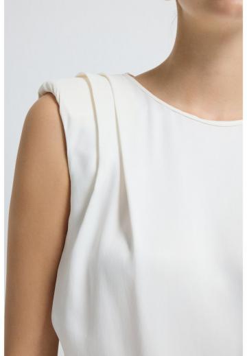 Блузка без рукавов