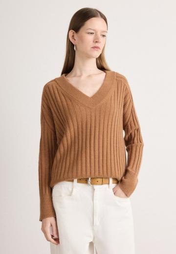 Длинный пуловер