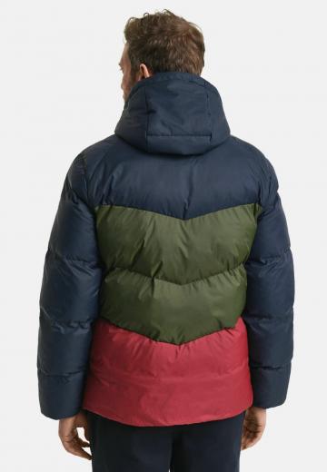 Зимняя куртка