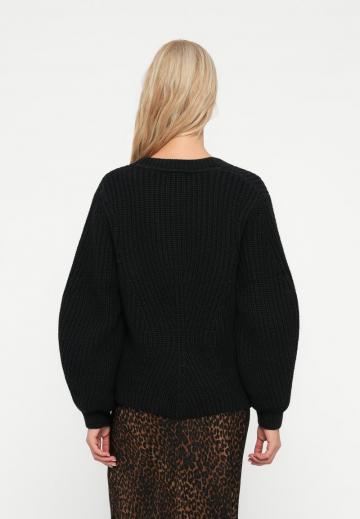 Вязаная кофта