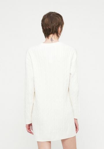 Вязаное платье