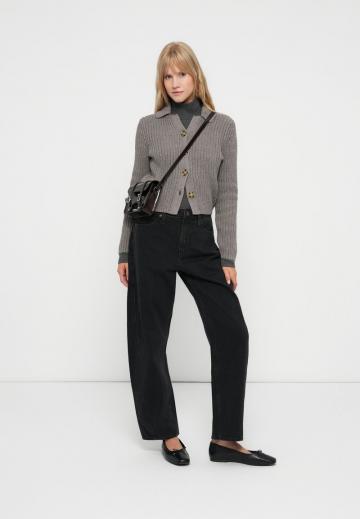 Вязаная кофта