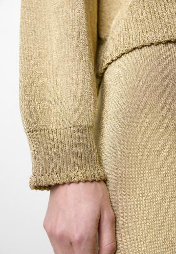 Пуловер с капюшоном