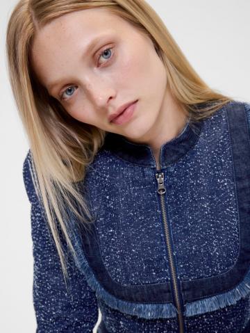 Джинсовая куртка