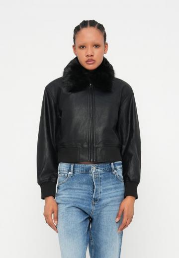 Кожаная куртка