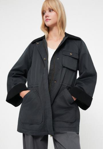 Короткое пальто