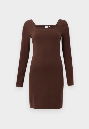 Короткое платье