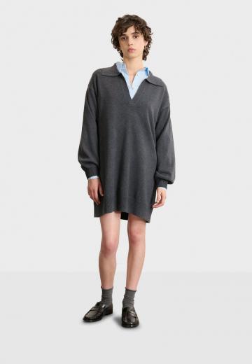 Вязаное платье