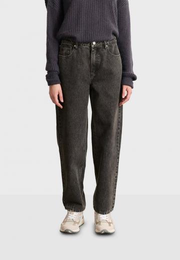 Свободные джинсы