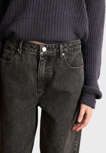 Свободные джинсы