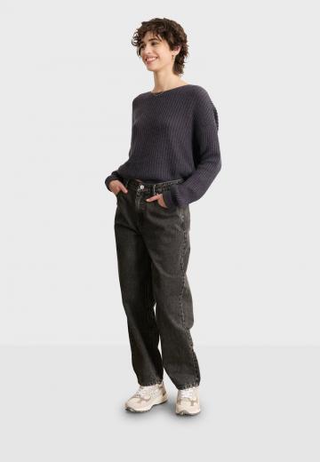 Свободные джинсы