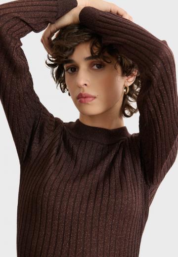 Вязаное платье