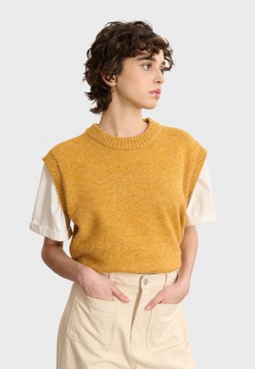 Пуловер без рукавов