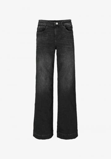 Клешеные джинсы