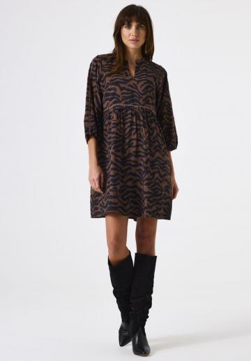 Короткое платье