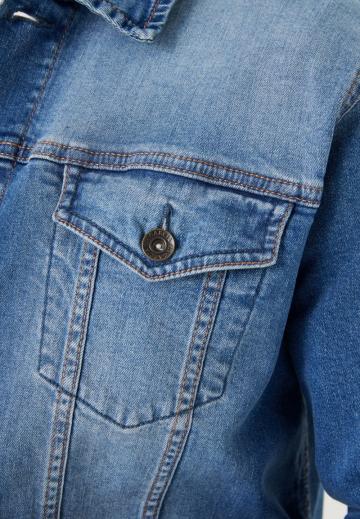 Джинсовая куртка