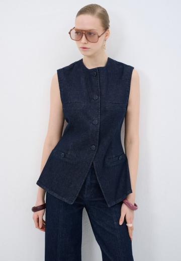 Джинсовая жилетка