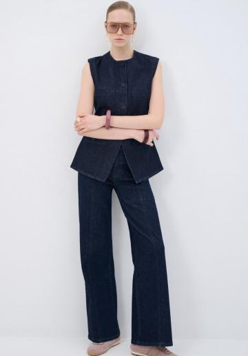 Джинсовая жилетка