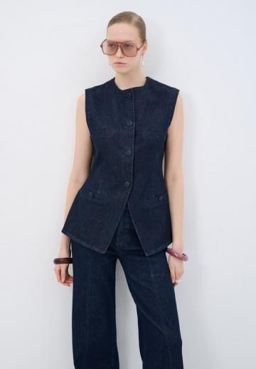 Джинсовая жилетка