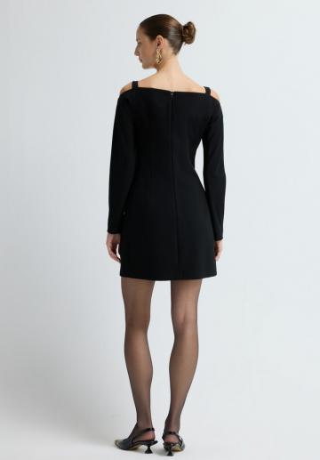 Короткое платье