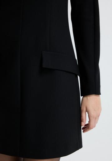 Короткое платье