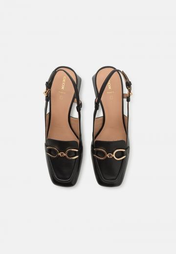 Туфли с высоким носом