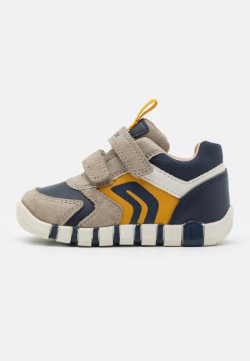 Детская обувь