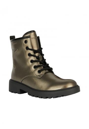 Ботинки на шнуровке