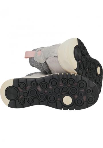 Гандбольные кроссовки