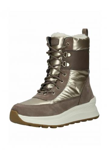 Сапожки на танкетке