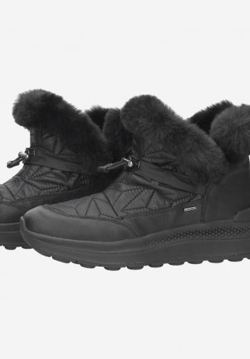 Сапожки на танкетке