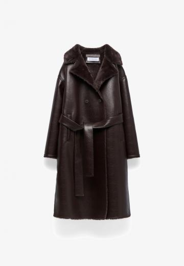 Пальто из искусственной кожи