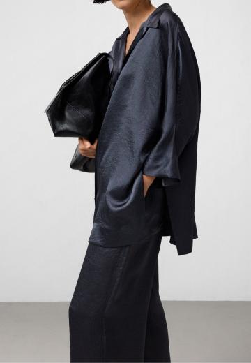 Атласная блузка