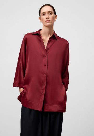 Атласная блузка