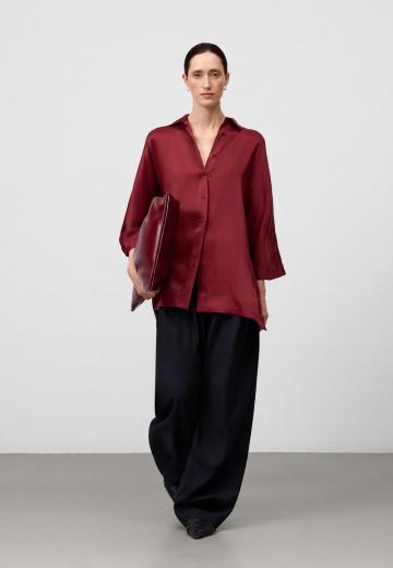 Атласная блузка