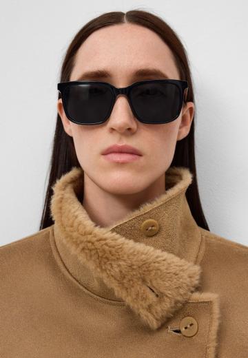 Короткое пальто