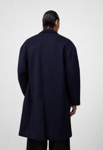 Короткое пальто