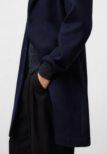 Короткое пальто