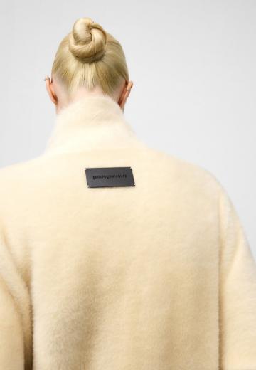 Шерстяное пальто