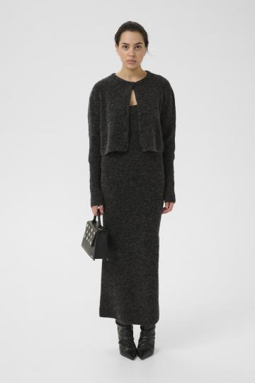 Вязаное платье