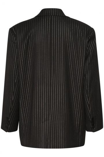 Блейзер с накладными карманами